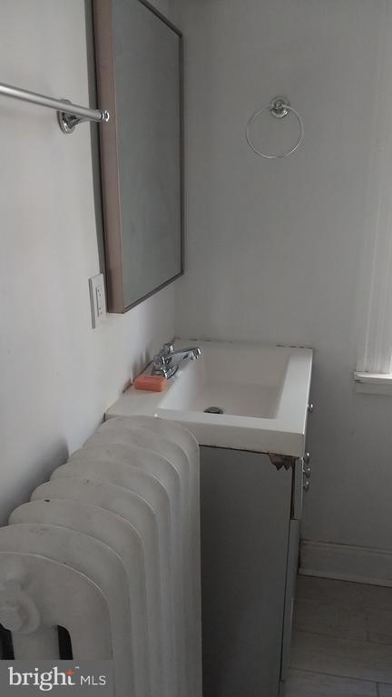 Building Photo - 2906 Grindon Ave