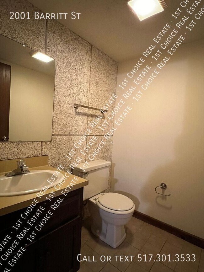 Building Photo - 2001 Barritt St