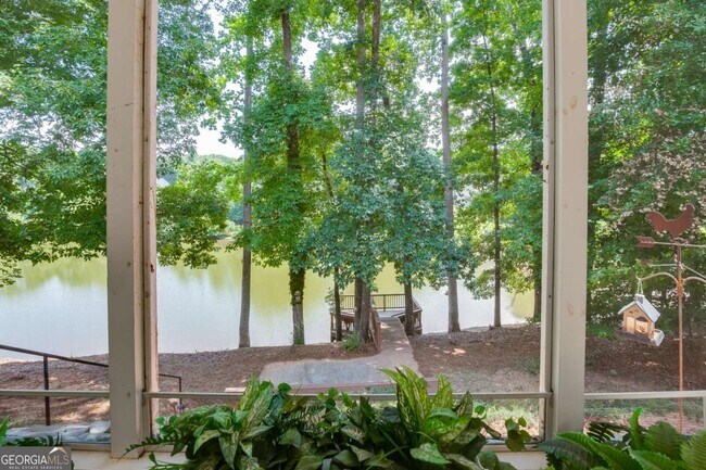 Building Photo - 6440 Deep Woods Ct