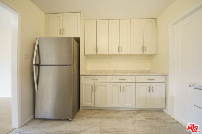 Building Photo - 38020 12th St E