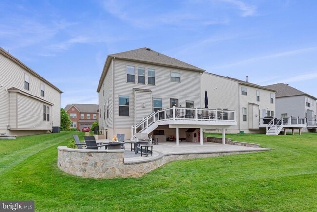 Building Photo - 42530 Oxford Forest Cir