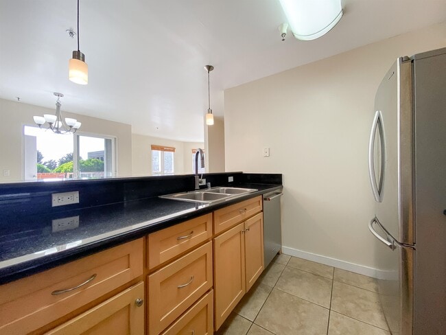 Building Photo - 6400 Christie Ave