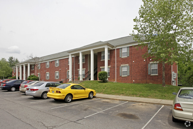 Building Photo - Cumberland Manor Apartments