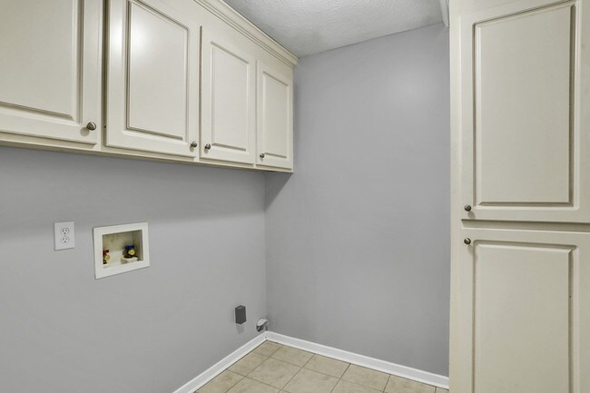Building Photo - Beautiful Home on Silverleaf Cove