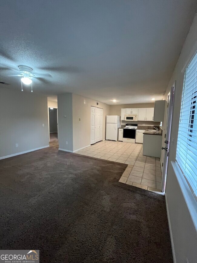 Building Photo - 117 Seaparc Cir