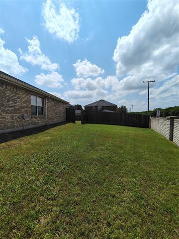 Building Photo - 8100 MacGregor Dr