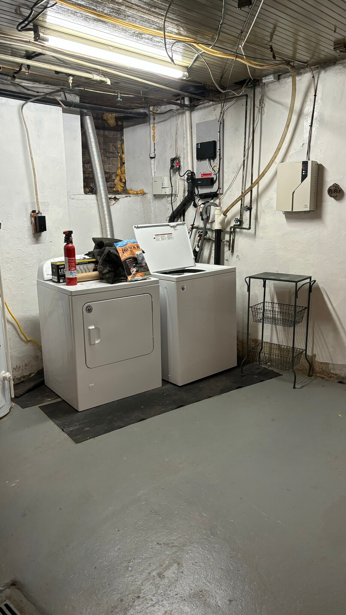 Basement Laundry - 343 South Fairmount Street