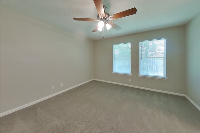 Building Photo - 13307 Venice Cir