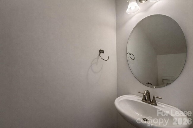 Building Photo - 123 Leyton Loop