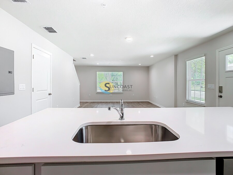 Building Photo - 3821 SW 43rd Ct