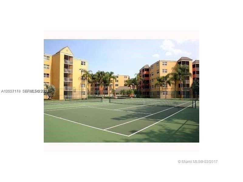 Building Photo - 8215 Lake Dr
