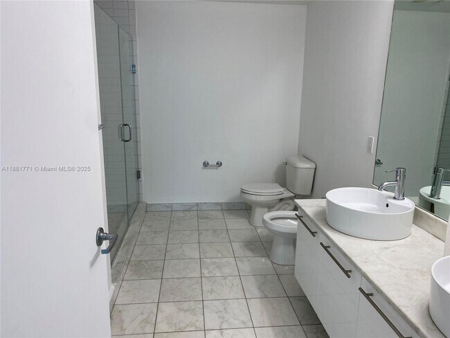 Building Photo - 888 Biscayne Blvd
