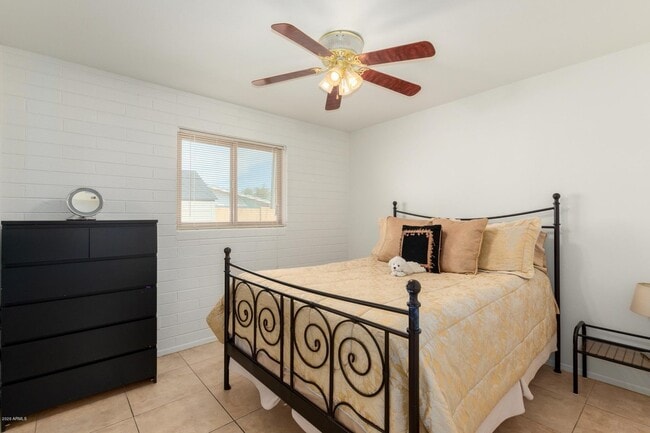 Building Photo - 6825 E Virginia Ave