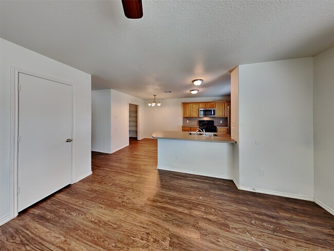 Building Photo - 3427 Apache Meadows Drive