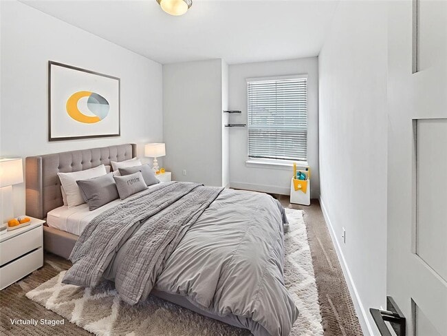 Building Photo - 1304 Westborough Ln