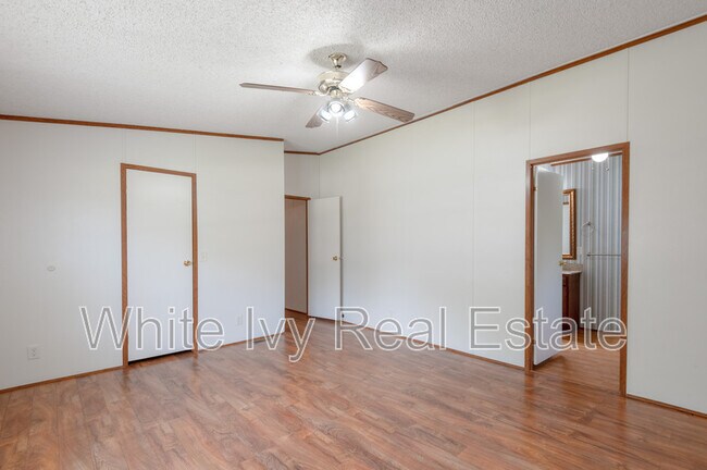 Building Photo - 37 A Riverside Lane