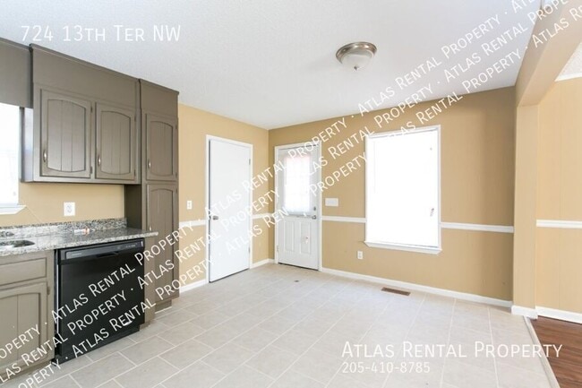 Building Photo - 724 13th Terrace NW