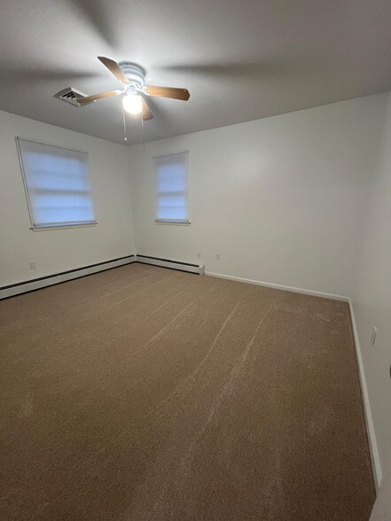 Building Photo - 48 Limekiln Rd