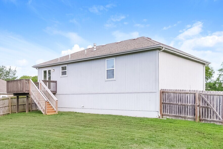 Building Photo - 1203 Fall Meadow Ln
