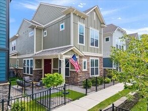 Building Photo - 9239 Hawley Dr
