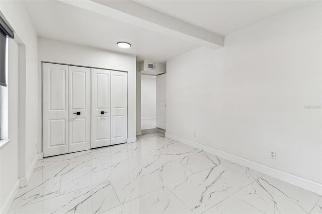 Building Photo - 4290 Neptune Dr SE