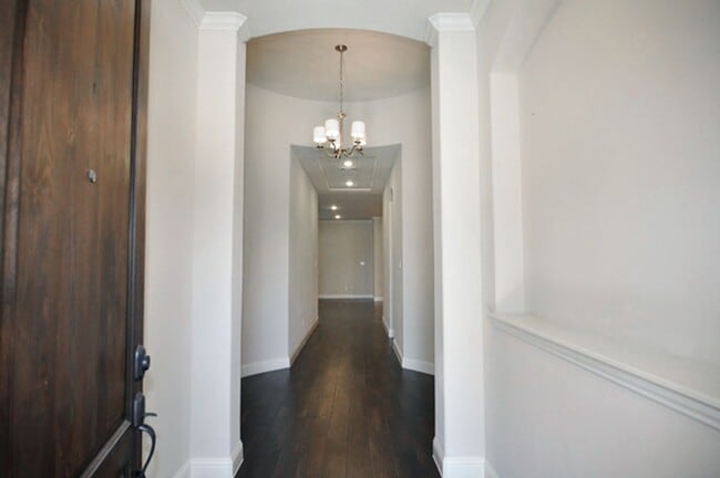 Building Photo - 9948 Haversham Dr