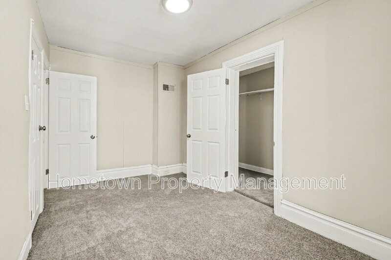 Building Photo - 1814 Boas St