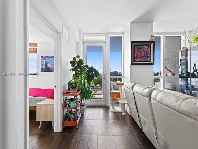 Building Photo - 244 Biscayne Blvd