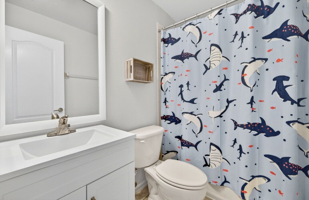 Building Photo - 21560 Brixham Run Loop