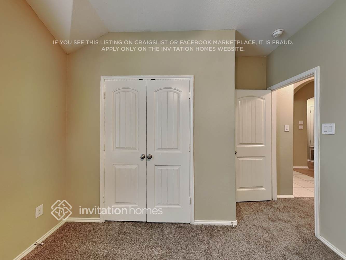 Building Photo - 517 Saguaro Dr