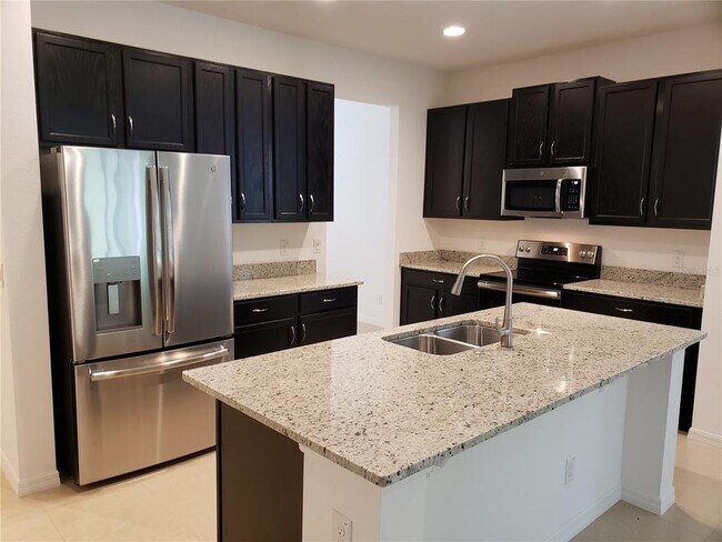 Building Photo - 806 Benjamin Trail