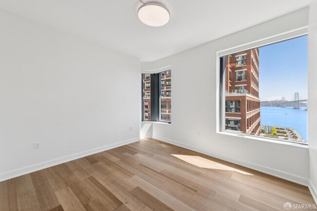 Building Photo - 280 Spear St
