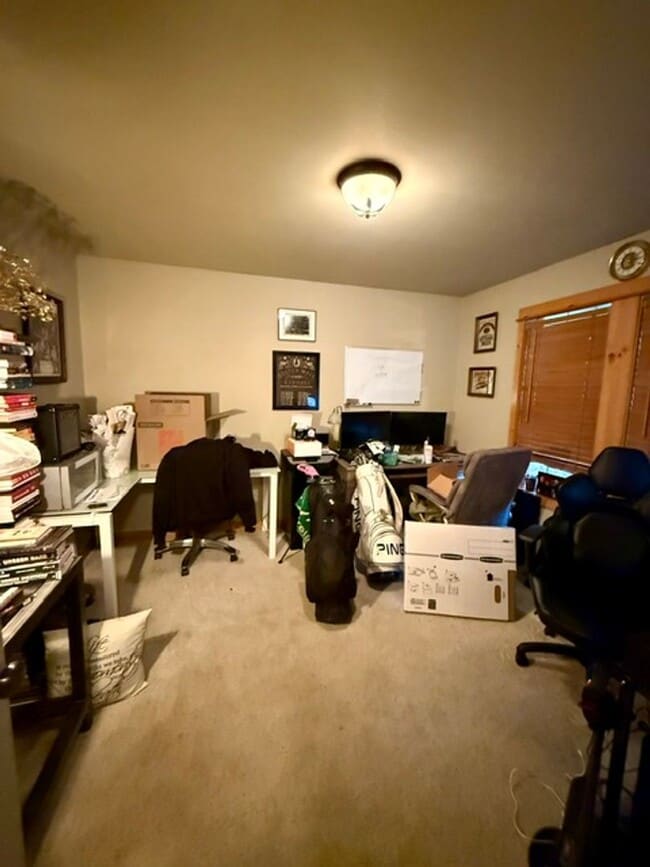 Building Photo - Beautiful Lodge-Style Single Level 3 Bedroom Home in Mountain Pines!