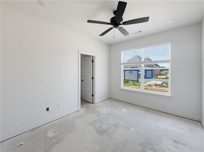 Building Photo - 6800 SW Basswood Ave