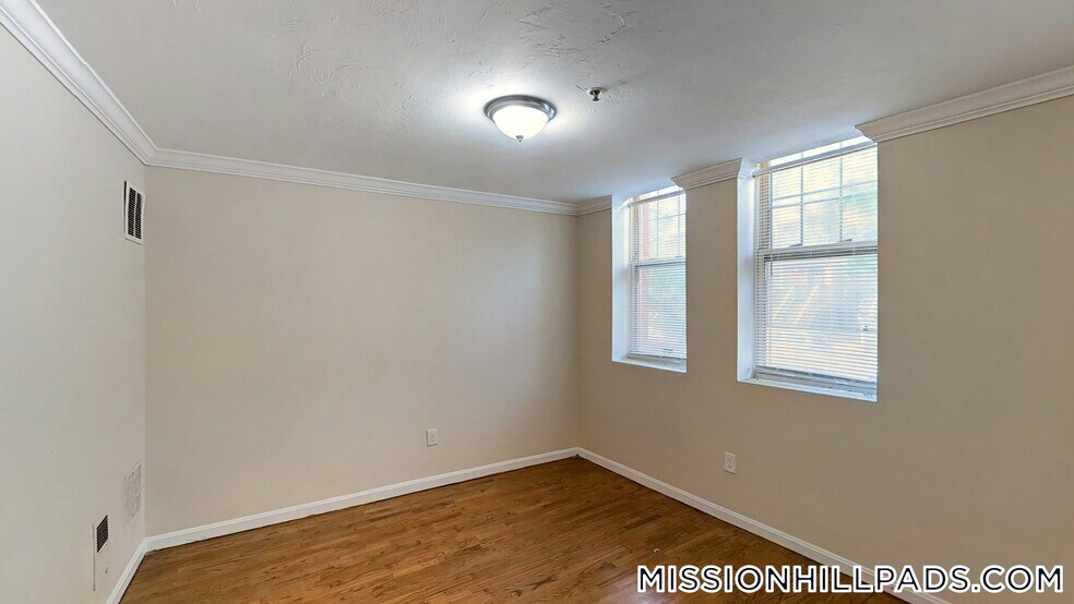 Building Photo - 712 Shawmut Ave