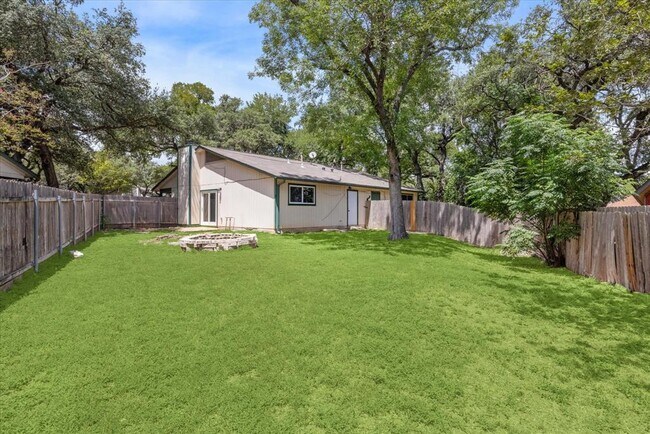 Building Photo - 7103 Treasure Cove