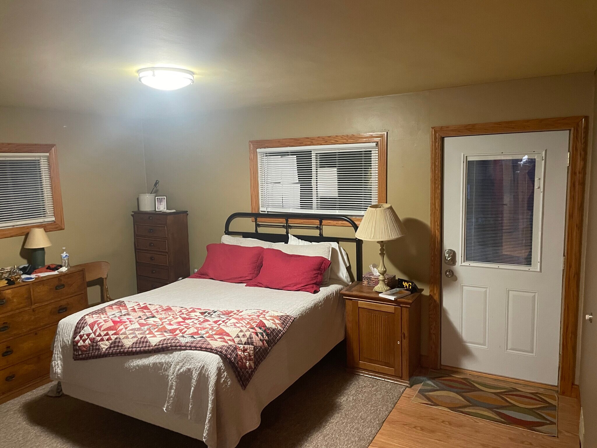 Building Photo - 304 N Rapids Rd