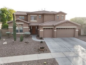 Building Photo - Carefree Hwy/27th Dr Gorgeous 6 Bedrooms/4 Bath 3695 Sq Ft Home