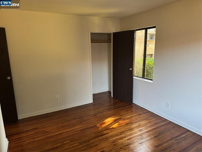 Building Photo - 107 Bellgrove Dr