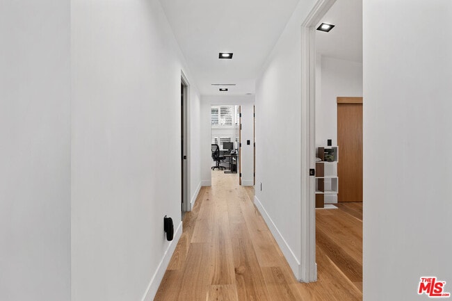 Building Photo - 23283 Erwin St