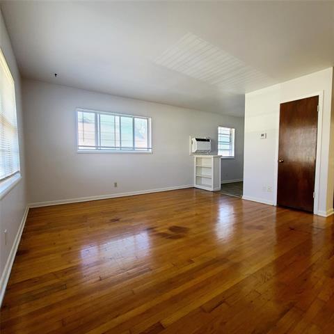 Building Photo - 4916 Worth St