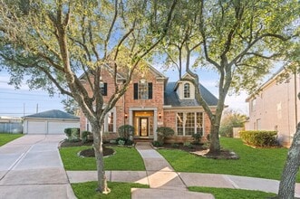 Building Photo - 1914 Rosebay Ct