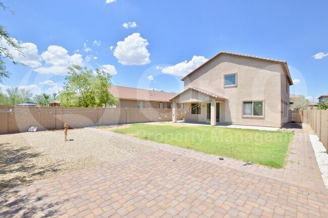 Building Photo - 5431 W Fetlock Trail