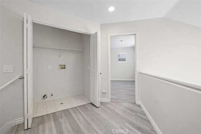 Building Photo - 54 Cameray Heights
