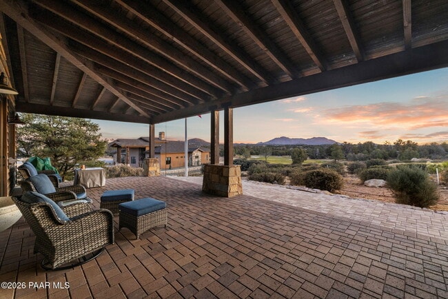 Building Photo - 5885 West St