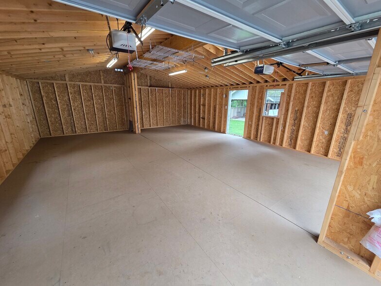 Massive 26x30 Garage WiFi Openers - 117 Arlington Ave
