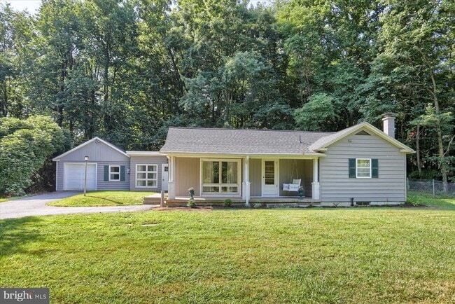 Primary Photo - 2052 Foxianna Rd