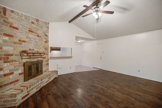 Building Photo - 12718 Panay Dr