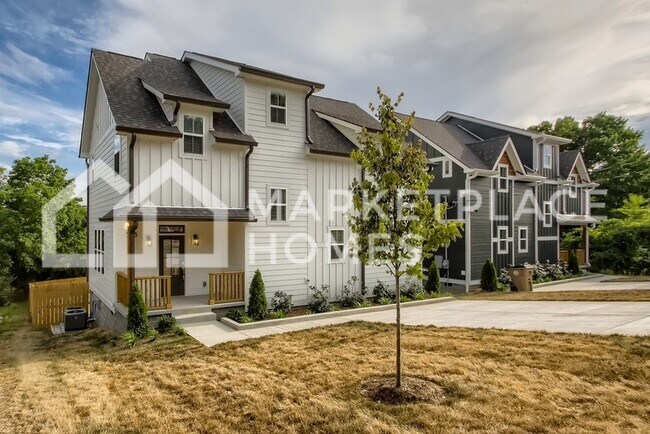 Building Photo - 518 Yokley Rd