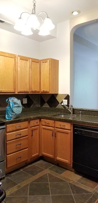 Building Photo - 1745 Kilbourne Pl NW